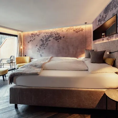 Laret Private Boutique - Adults Only 4*