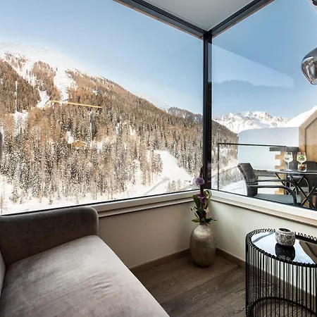 Laret Private Boutique - Adults Only 4*
