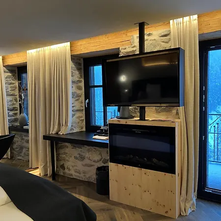 Laret Private Boutique - Adults Only Hotel 4*