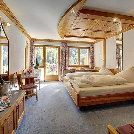 Laret Private Boutique - Adults Only 4*